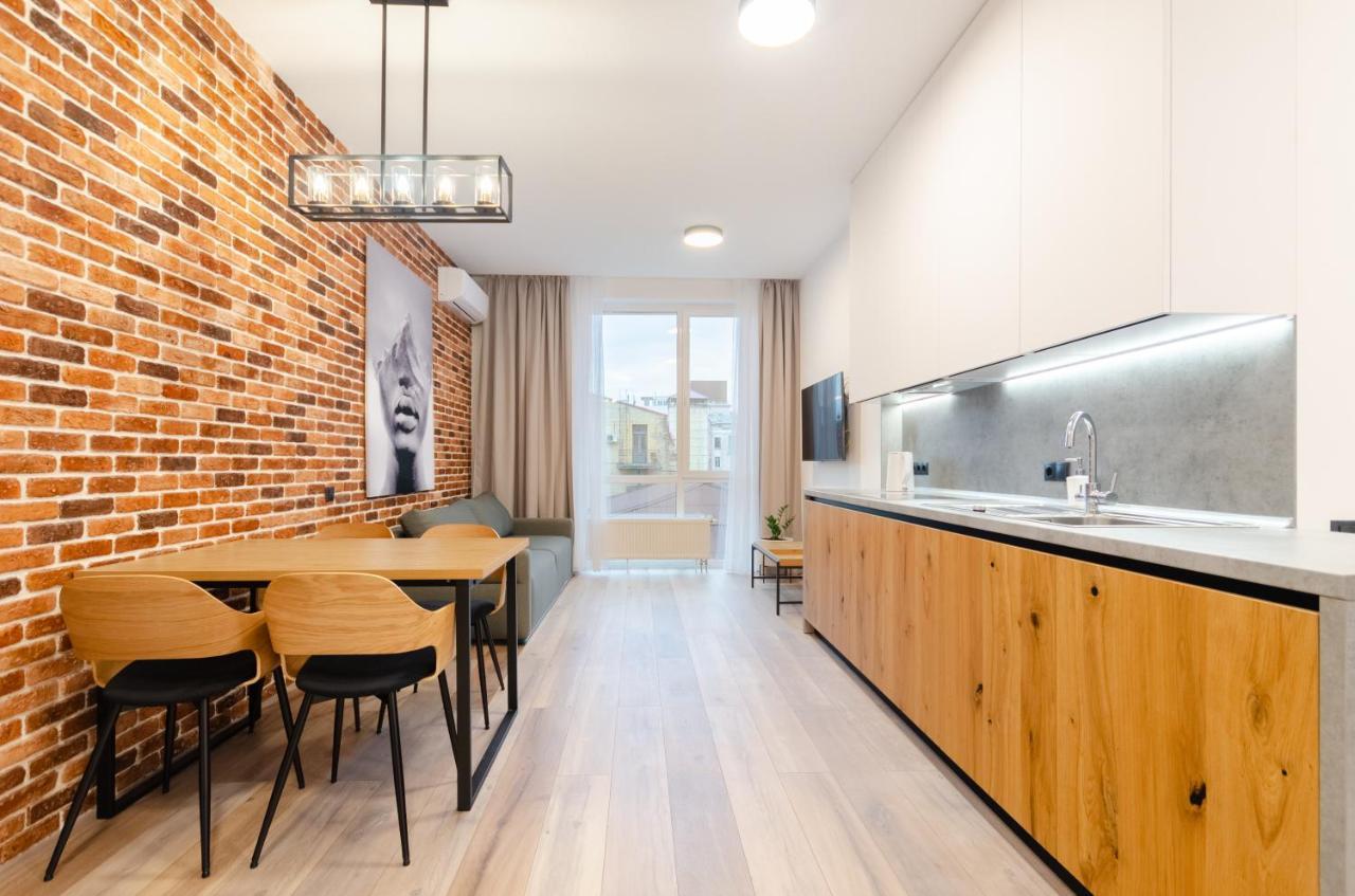 Petrovdom 166-3B In Beautiful Apartments In Rc "Yaroslaviv Grad" Kiew Exterior foto